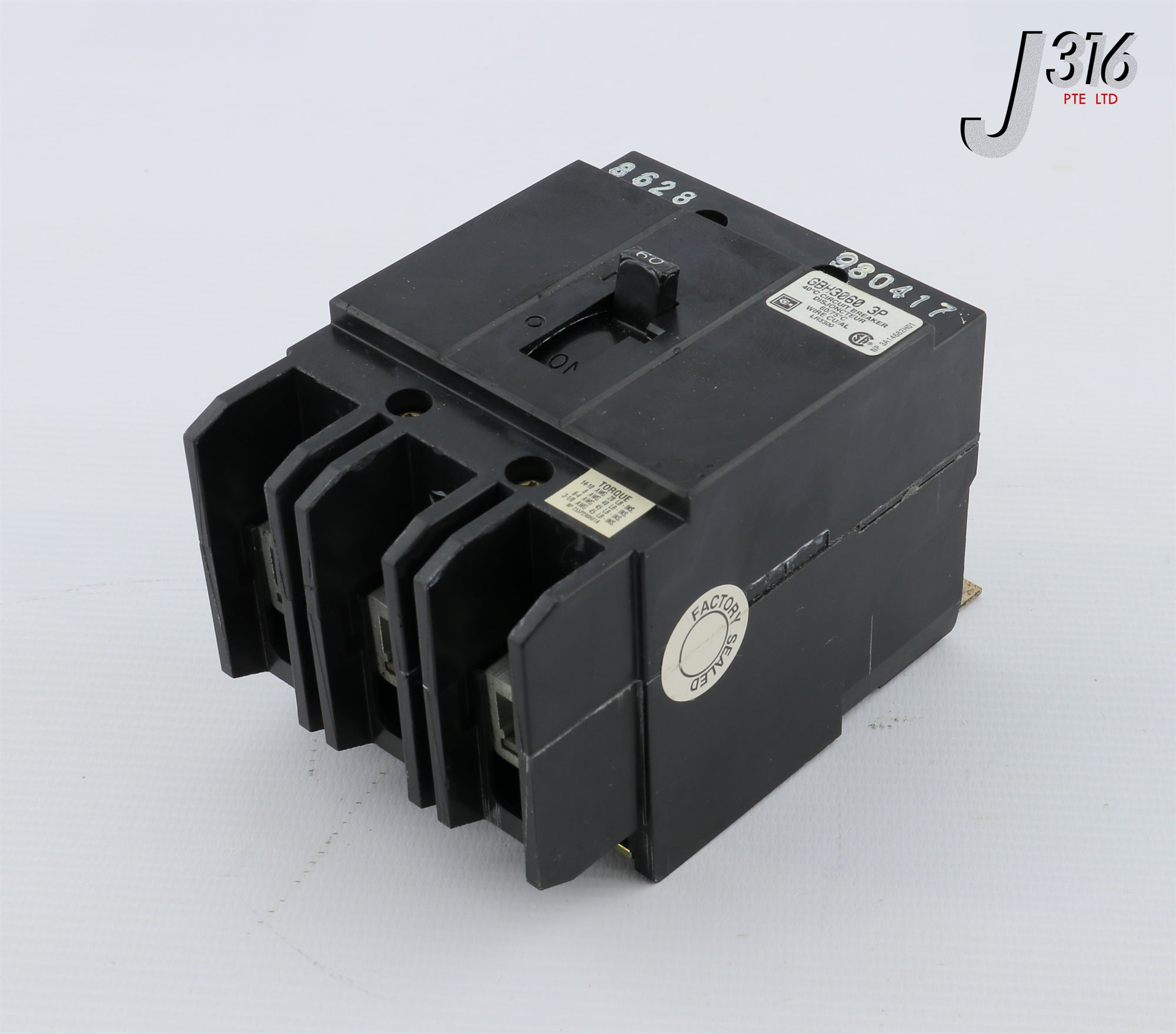 25838 CUTLER HAMMER 60A 3P 600V BOLT-ON CIRCUIT BREAKER GBH3060 | eBay